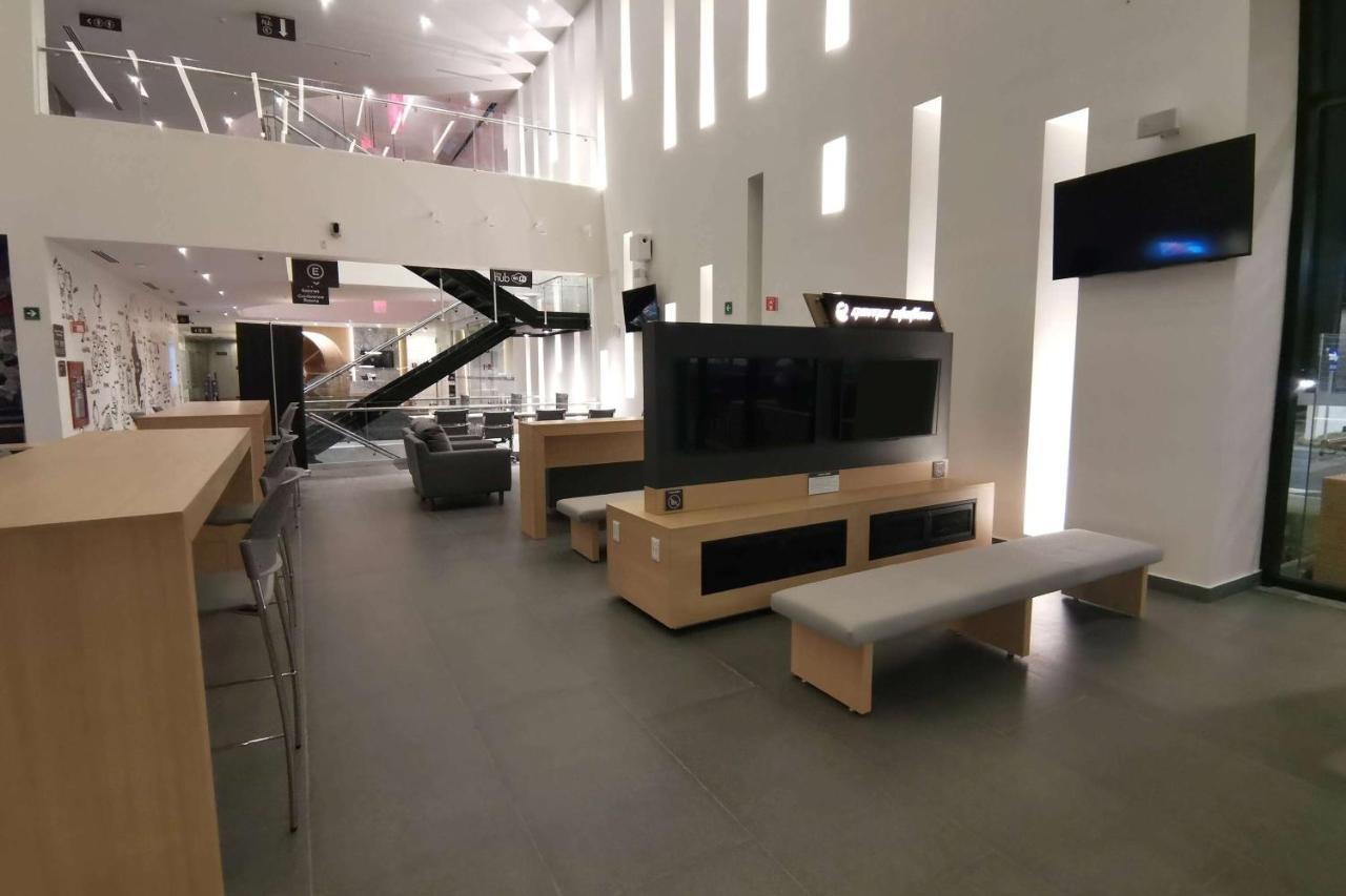 Las Pintas Ramada Encore By Wyndham Guadalajara Aeropuerto מראה חיצוני תמונה