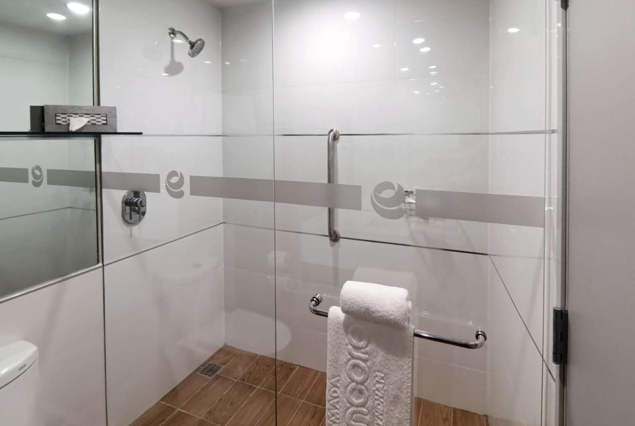 Las Pintas Ramada Encore By Wyndham Guadalajara Aeropuerto מראה חיצוני תמונה