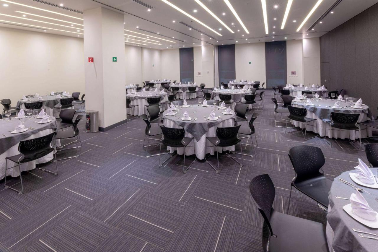 Las Pintas Ramada Encore By Wyndham Guadalajara Aeropuerto מראה חיצוני תמונה