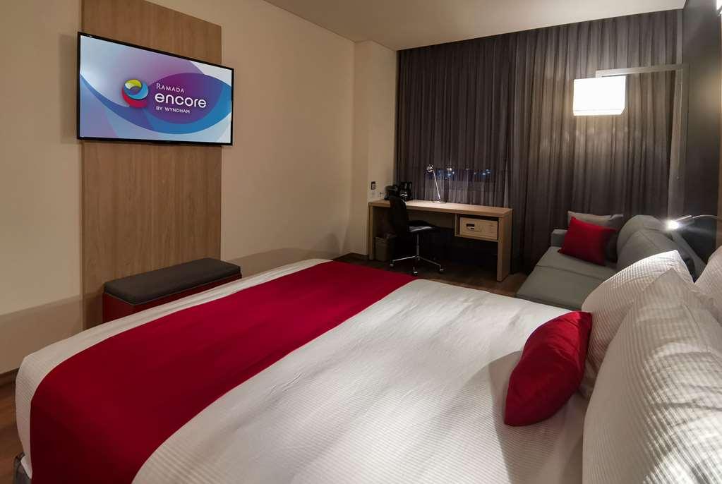 Las Pintas Ramada Encore By Wyndham Guadalajara Aeropuerto חדר תמונה